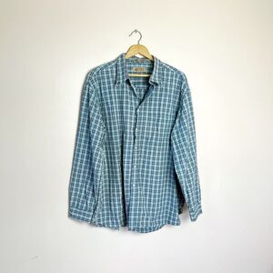 CLEARANCE! Men’s Blue Lord & Taylor Button Down Size XXL EUC